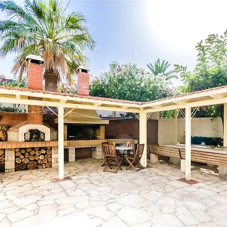 Anna Maria - 3 Bedroom, Private Pool - Sleeps 8 *