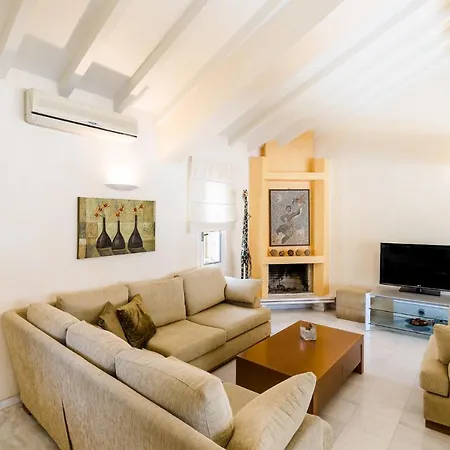 Anna Maria - 3 Bedroom, Private Pool - Sleeps 8 Херсониссос
