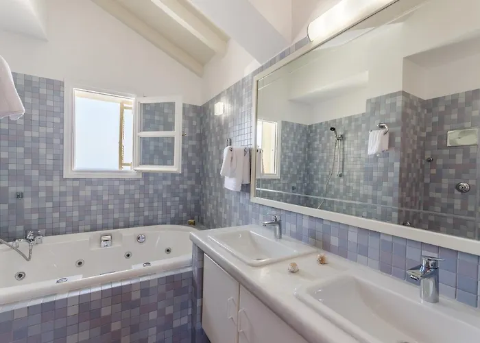 Willa Anna Maria - 3 Bedroom, Private Pool - Sleeps 8