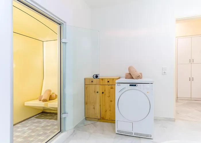 Anna Maria - 3 Bedroom, Private Pool - Sleeps 8