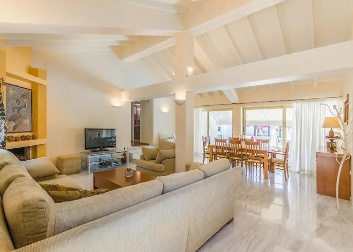 Willa Anna Maria - 3 Bedroom, Private Pool - Sleeps 8