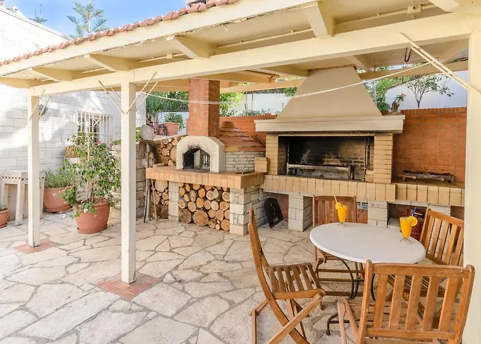 Anna Maria - 3 Bedroom, Private Pool - Sleeps 8 *