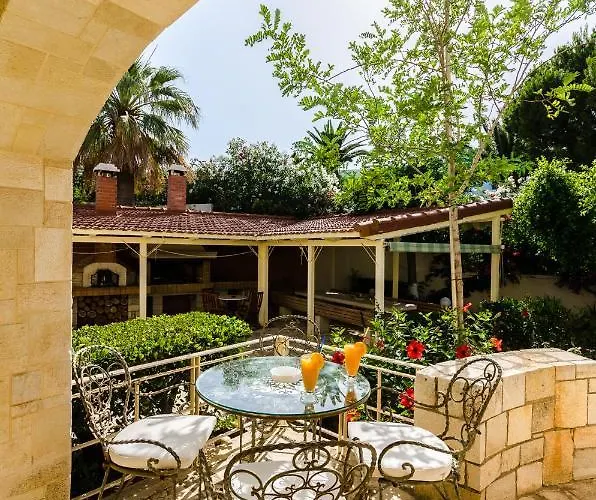 Willa Anna Maria - 3 Bedroom, Private Pool - Sleeps 8