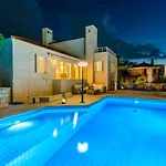 Villa Anna Maria - 3 Bedroom, Private Pool - Sleeps 8