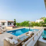 Anna Maria - 3 Bedroom, Private Pool - Sleeps 8 Villa Hersonissos (Crete)